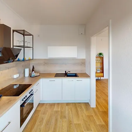 Lejlighed Mit Bodengleicher Dusche, 170m Bis Zur Haltestelle Linie 5, Wlan Chemnitz