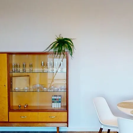 Mit Bodengleicher Dusche, 170m Bis Zur Haltestelle Linie 5 *